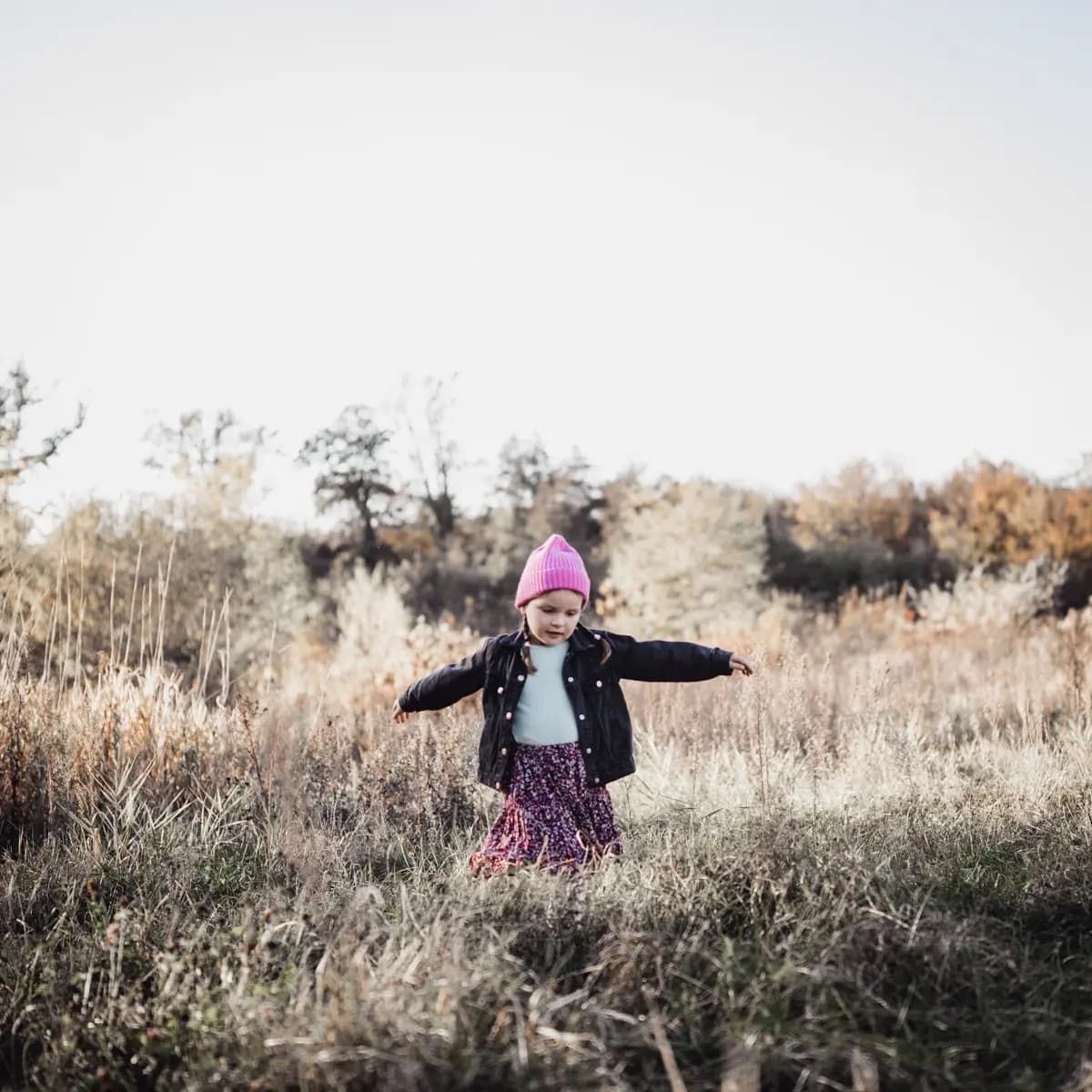 Outdoor Kinderfotografie Freiburg - Kind in der Natur