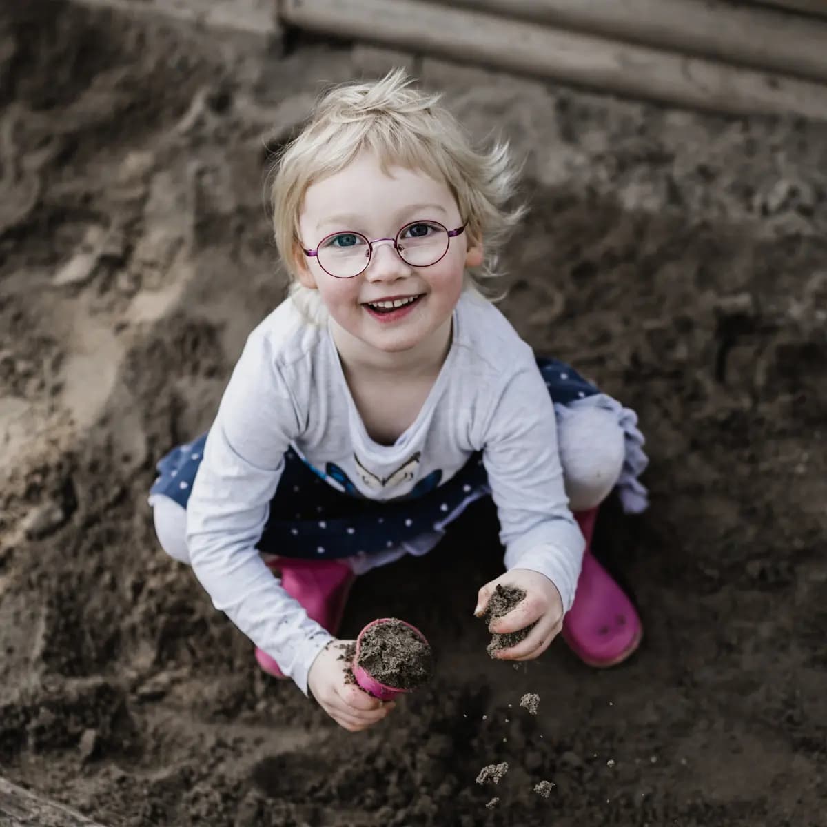 Natürliche Kinderfotos Freiburg - Mädchen Portrait