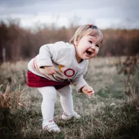 Kinderfotografie in Freiburg - Natürliche Fotos von spielenden Kindern