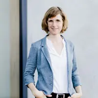 18-buissenes_woman